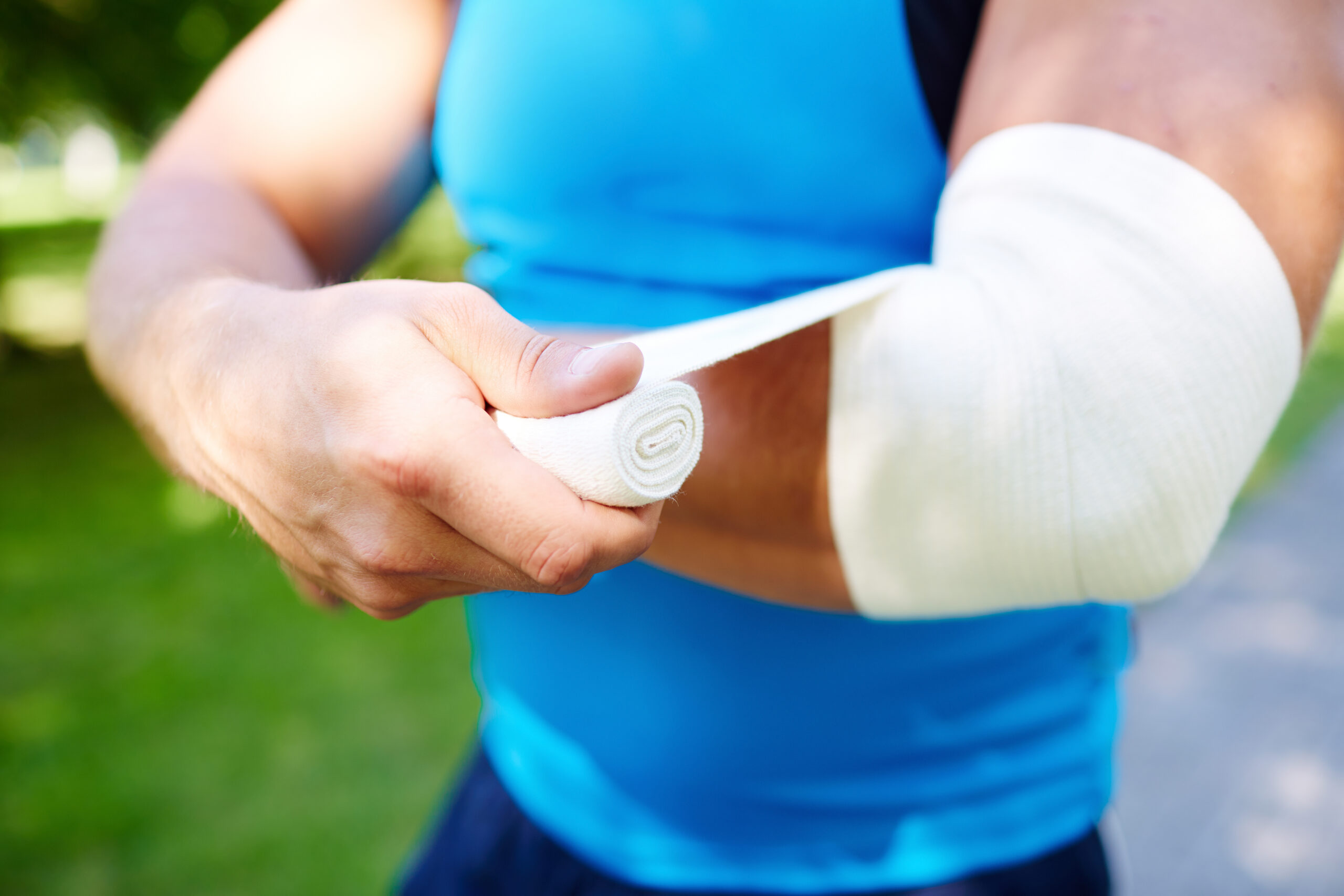 tennis elbow treatment | tendonitis elbow treatment | tricep tendonitis treatment | distal bicep tendonitis treatment in Kolkata